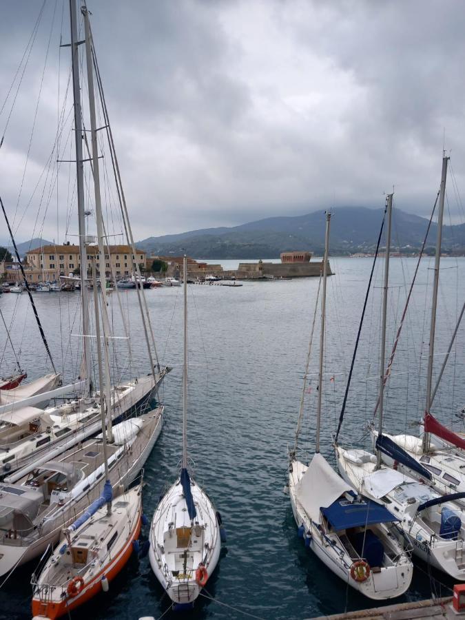 شقة Monolocale La Darsena بورتوفيرّايو المظهر الخارجي الصورة