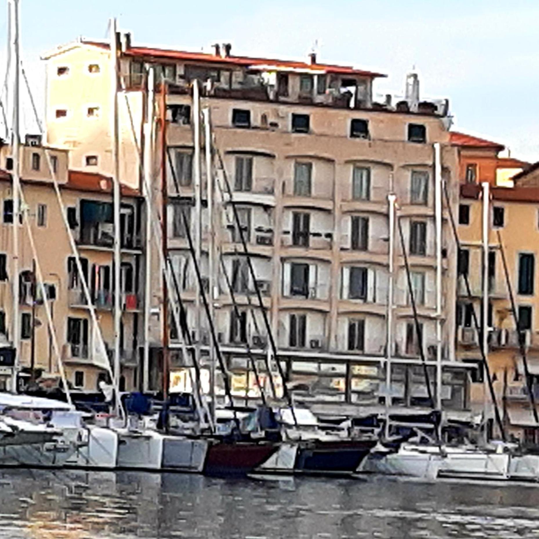شقة Monolocale La Darsena بورتوفيرّايو المظهر الخارجي الصورة