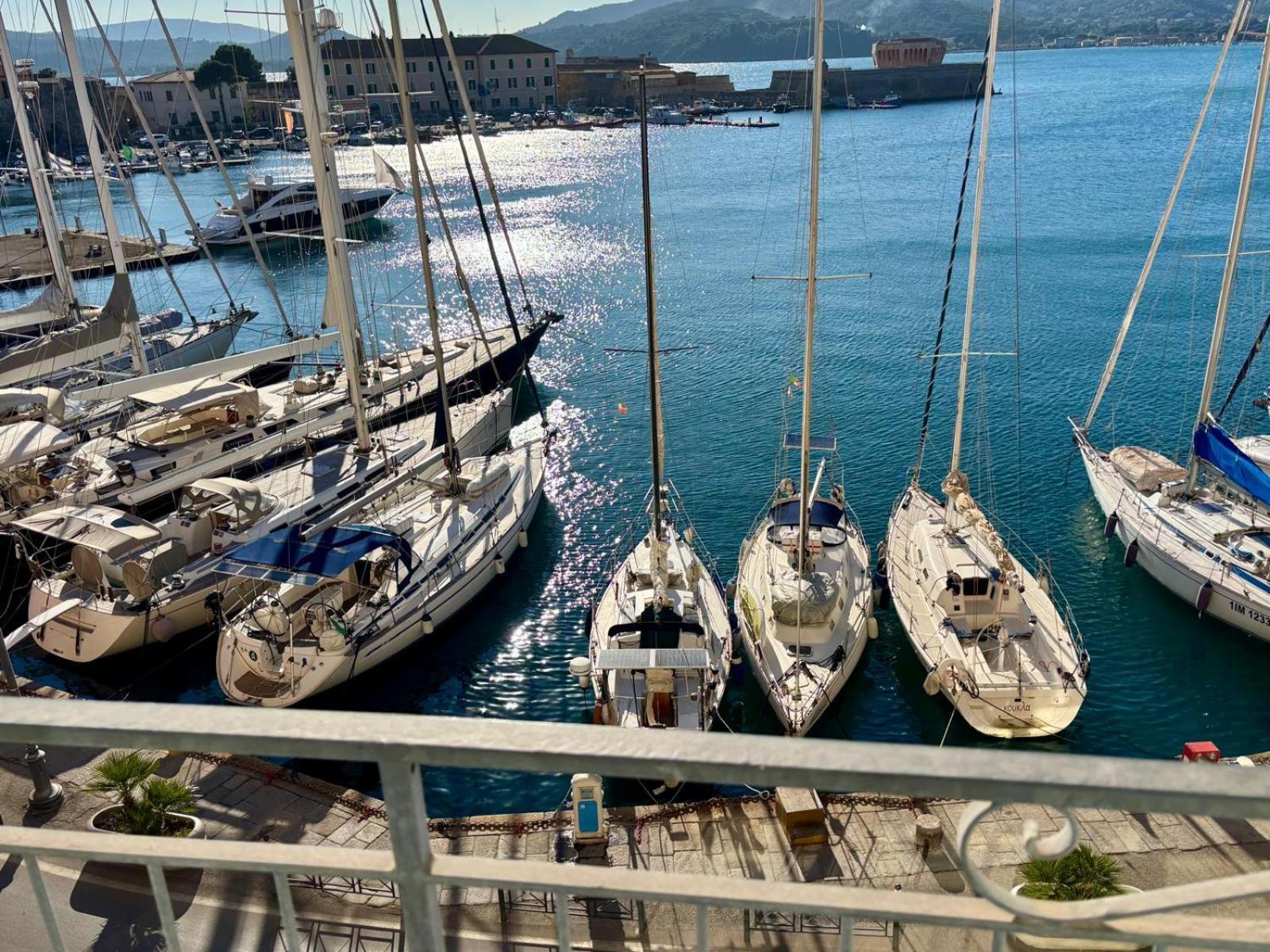 شقة Monolocale La Darsena بورتوفيرّايو المظهر الخارجي الصورة